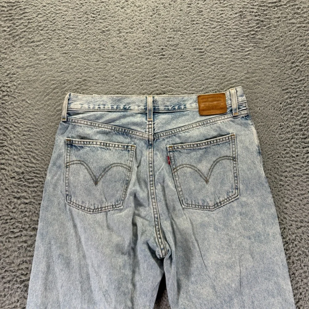 Levis there discrepancy